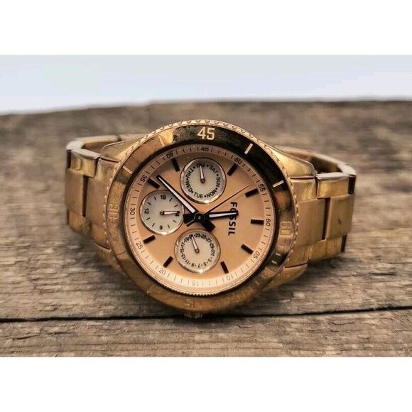 Ladies Fossil Rose Gold Toned Chronograph Wrist Watch - New Battery - Picture 2 of 9